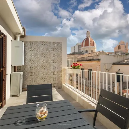 Holiday home Dimora Tre Avola